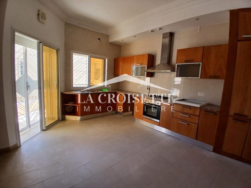 Etage de villa S+4 aux Berges du Lac 2
